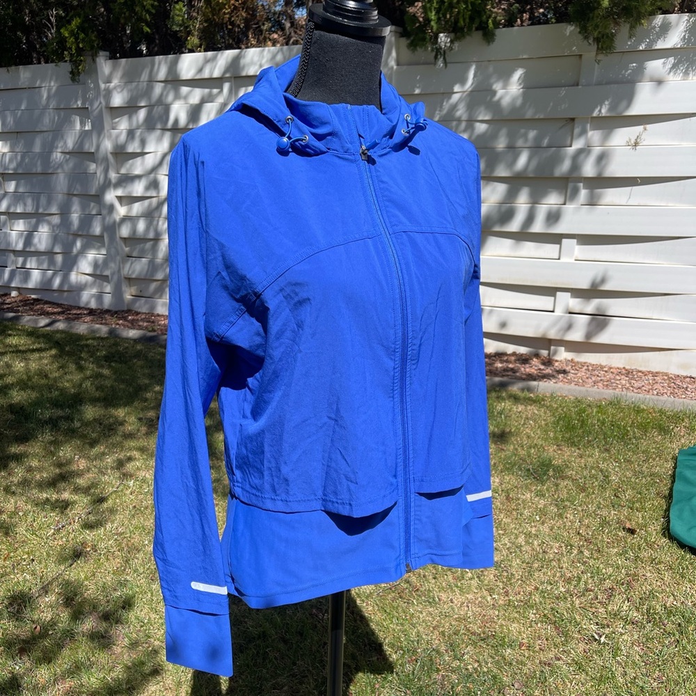 Sweaty Betty Blue Running Jcaket